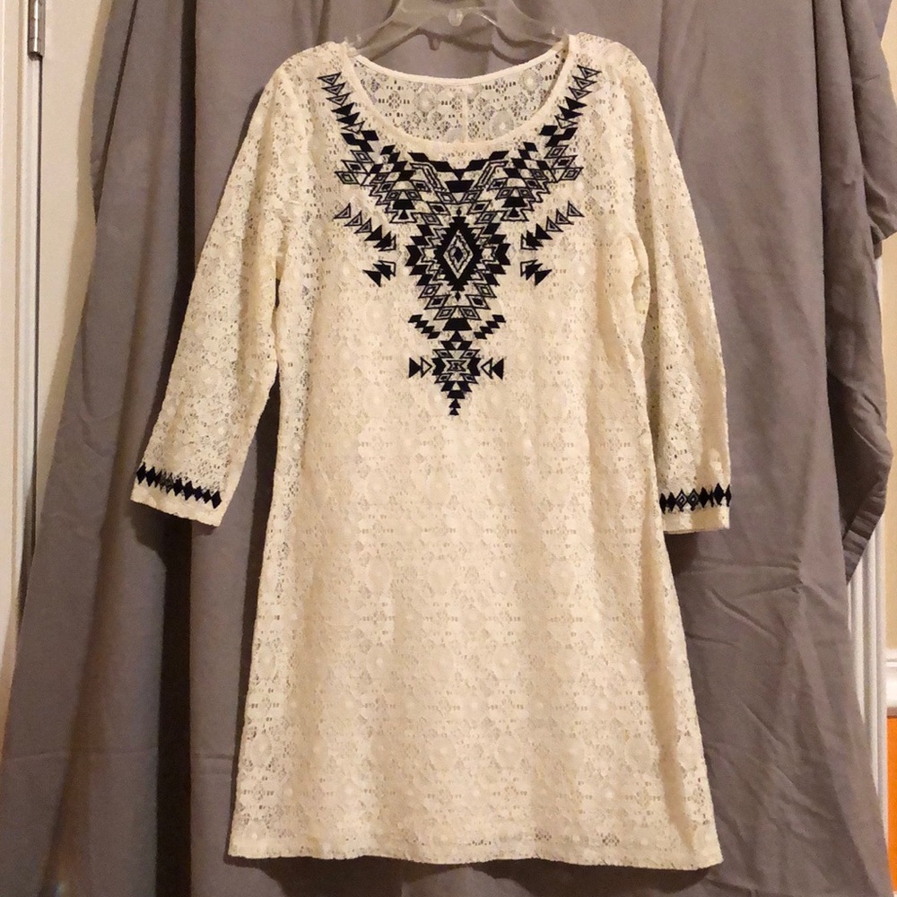 Lace sheath dress